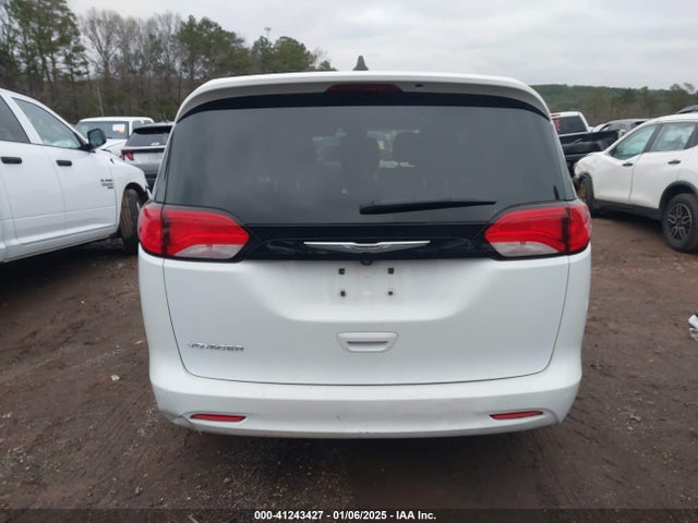 Chrysler Voyager Lx 2023 2C4RC1CG5PR525570 Image 16