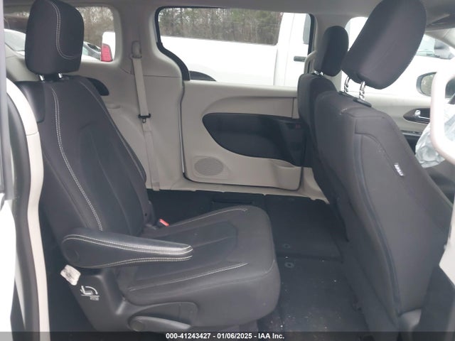 Chrysler Voyager Lx 2023 2C4RC1CG5PR525570 Image 8
