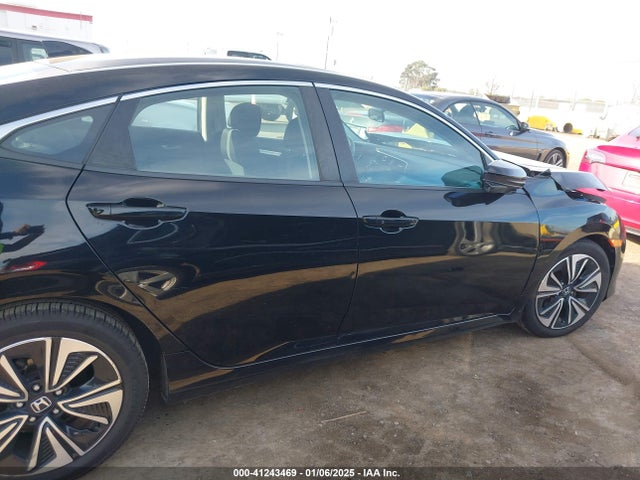 Honda Civic Ex-t 2018 2HGFC1F36JH640947 Image 13