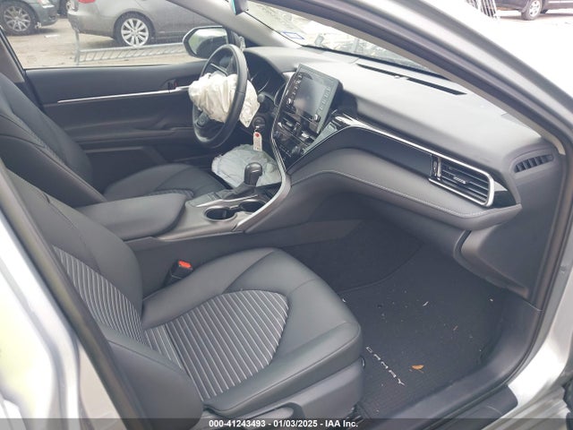 Toyota CAMRY SE 2024 4T1G11AK2RU195683 Image 5