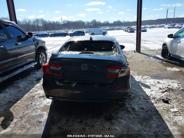 1HGCV1F30KA135743 Honda Accord Sport