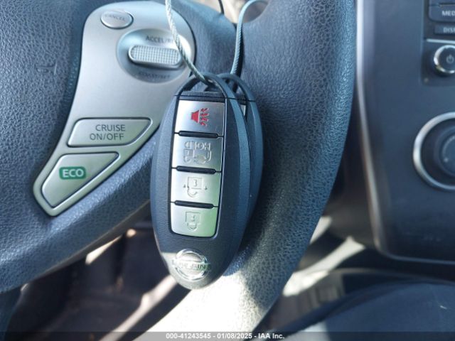 1N4BZ0CP2HC307385 Nissan LEAF S