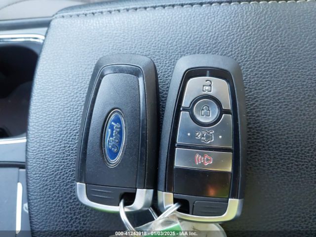 3FA6P0G74HR123116 Ford FUSION S