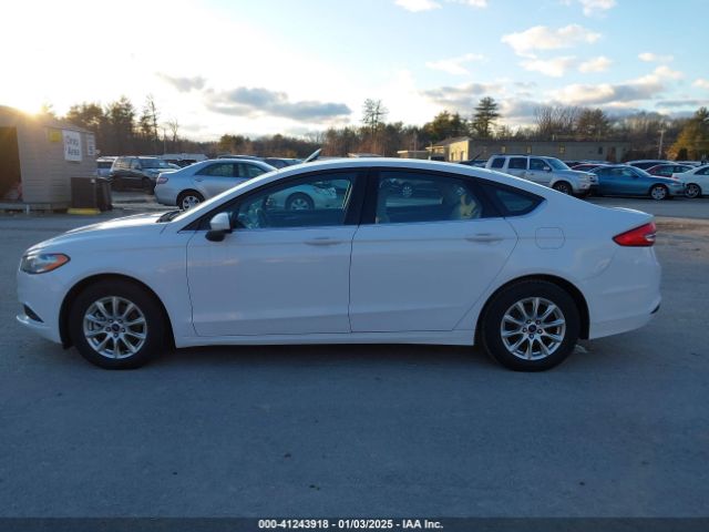 3FA6P0G74HR123116 Ford FUSION S