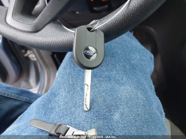 Ford ESCAPE SE 2018 1FMCU0GD8JUB46047 Image 11