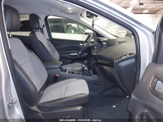 Ford Escape Titanium 2017 1FMCU9J91HUA81688 Image 5