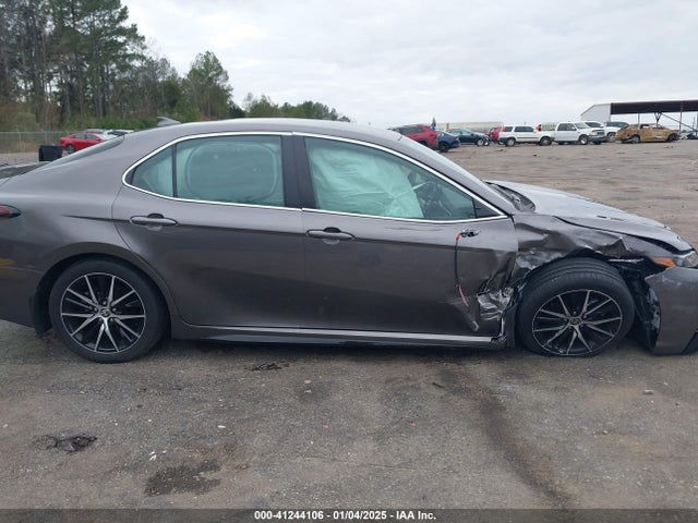 4T1T11AK1PU823194 Toyota CAMRY SE