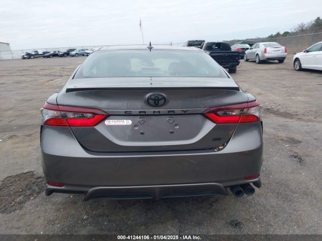4T1T11AK1PU823194 Toyota CAMRY SE