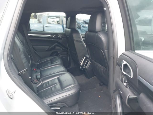 2012 PORSCHE CAYENNE WP1AA2A26CLA02401 Photo 7