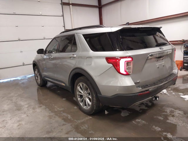Ford EXPLORER XLT 2022 1FMSK8DHXNGC38255 Image 3