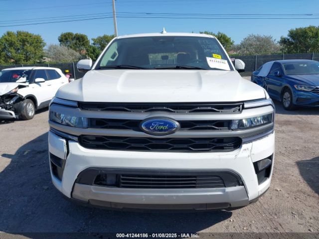 1FMJU1H82REA93401 Ford Expedition Xlt