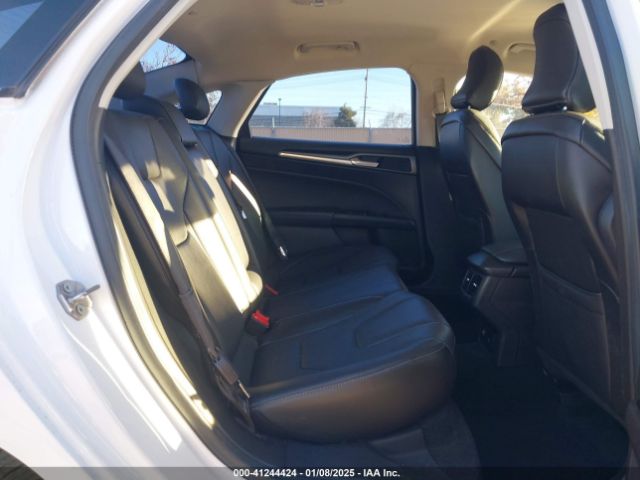 3FA6P0SUXFR264833 Ford Fusion Energi Titanium