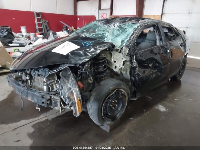 Toyota COROLLA LE 2019 5YFBURHE1KP879020 Image 2