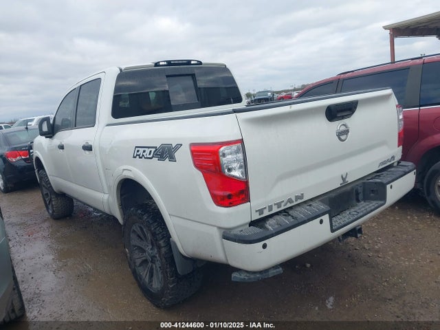 Nissan Titan Pro-4x 2019 1N6AA1E50KN518253 Image 3