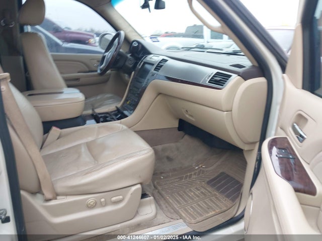 2009 CADILLAC ESCALADE ESV 1GYFC26249R200100 Photo 4