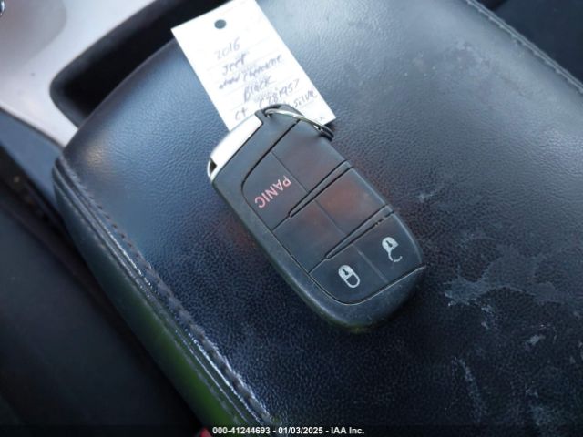 1C4RJFAG6FC893608 Jeep Grand Cherokee Laredo