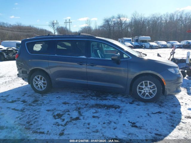 2C4RC1DGXLR164183 Chrysler Voyager Lxi