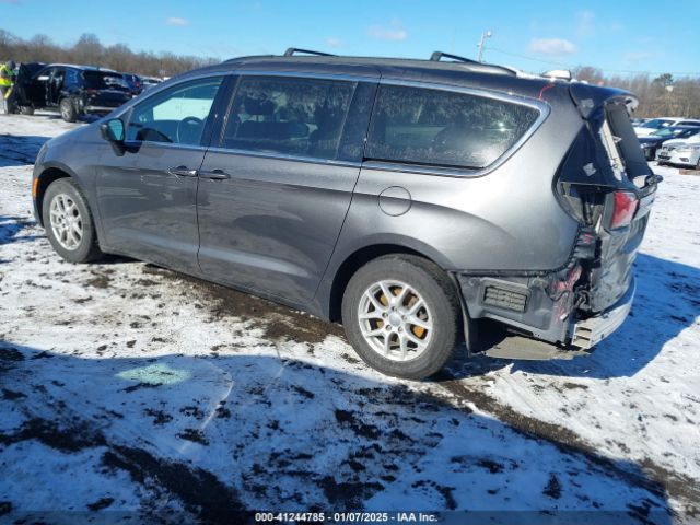 2C4RC1DGXLR164183 Chrysler Voyager Lxi