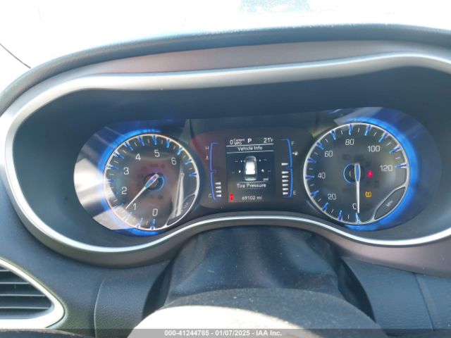 2C4RC1DGXLR164183 Chrysler Voyager Lxi