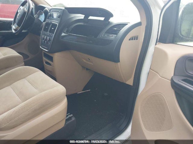 2C4RDGBG8GR341046 Dodge Grand Caravan Se