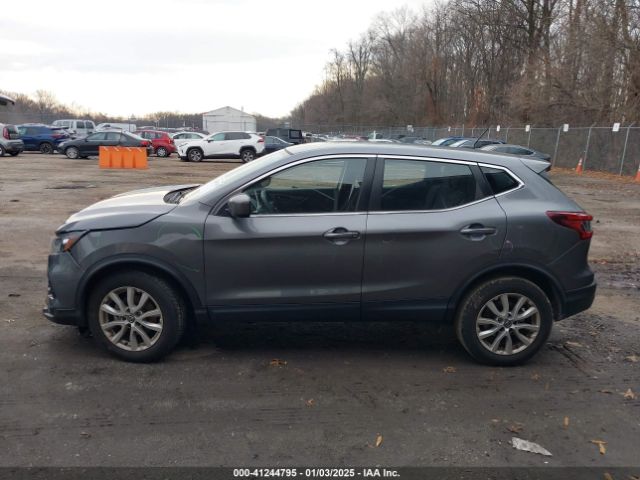 JN1BJ1AV7NW344518 Nissan Rogue Sport S Fwd Xtronic Cvt