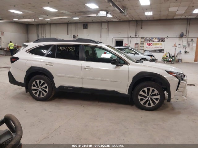 Subaru Outback Premium 2023 4S4BTAFC0P3200937 Image 13