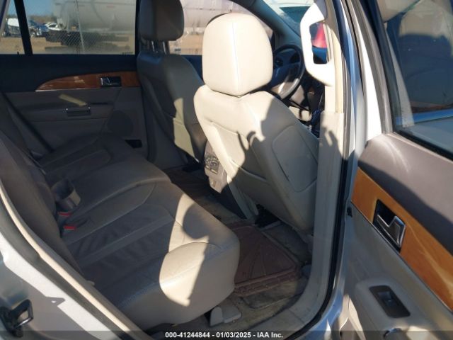 2LMDJ6JK6FBL27298 Lincoln MKX