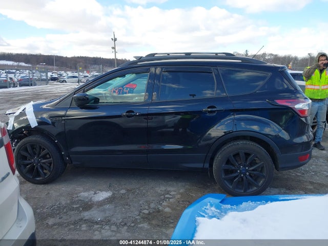 Ford ESCAPE SE 2017 1FMCU9G98HUB94044 Image 14