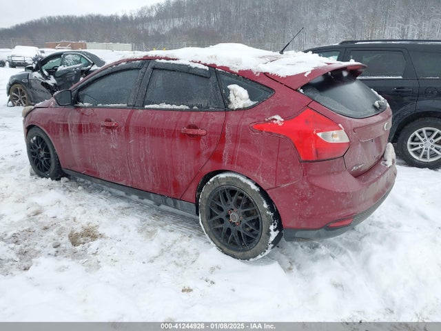 Ford FOCUS SE 2014 1FADP3K22EL245360 Image 3