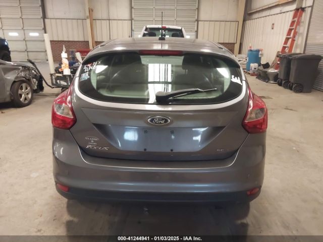 1FADP3K21EL211345 Ford FOCUS SE