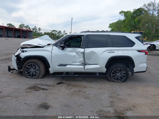 Toyota Sequoia Platinum 2023 7SVAAABA4PX001883 Image 14