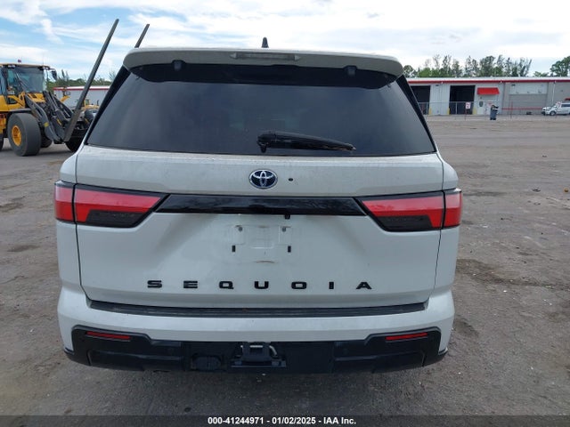 Toyota Sequoia Platinum 2023 7SVAAABA4PX001883 Image 16