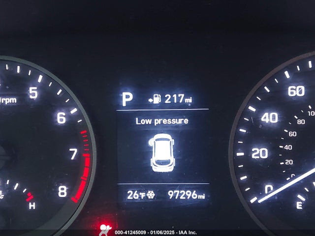 KM8J2CA42KU883916 Hyundai TUCSON SE