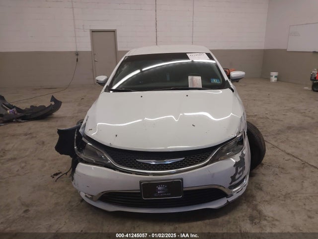 Chrysler 200 Limited 2015 1C3CCCAB1FN676902 Image 13