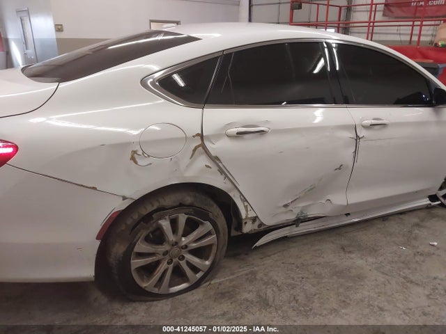 Chrysler 200 Limited 2015 1C3CCCAB1FN676902 Image 20