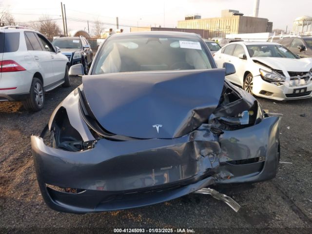 7SAYGDEE2RA217008 Tesla Model Y Long Range Dual Motor All-wheel Drive
