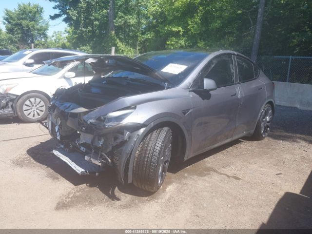 7SAYGDEFXPF880285 Tesla Model Y Performance Dual Motor All-wheel Drive