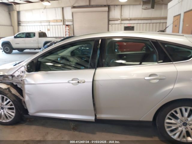 1FADP3N25GL232648 Ford Focus Titanium