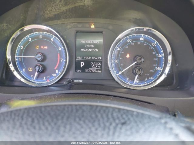 2T1BURHE9KC198328 Toyota COROLLA LE