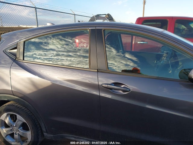 Honda HR-V LX 2017 3CZRU5H37HM703105 Image 13