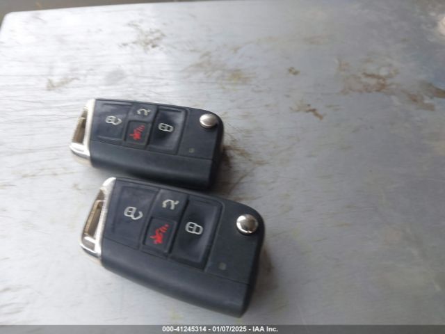 3VW2A7AU2FM017935 Volkswagen Golf Tdi