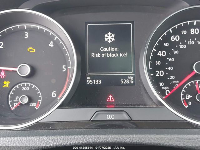 3VW2A7AU2FM017935 Volkswagen Golf Tdi