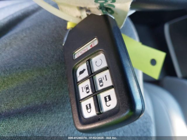5FNRL6H90NB024540 Honda Odyssey Elite