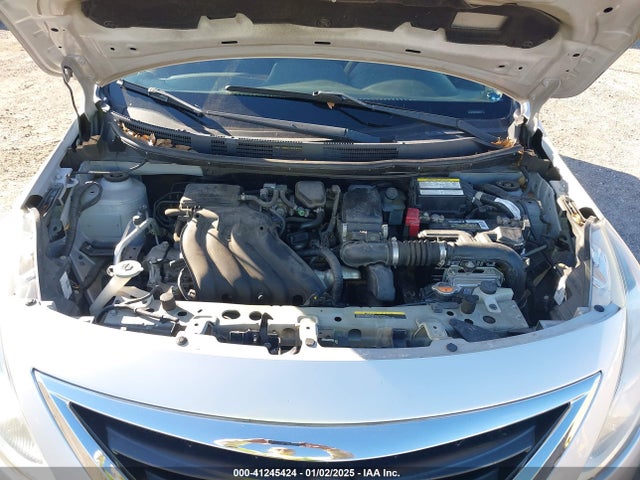 Nissan Versa 1.6 Sv 2015 3N1CN7APXFL845374 Image 10