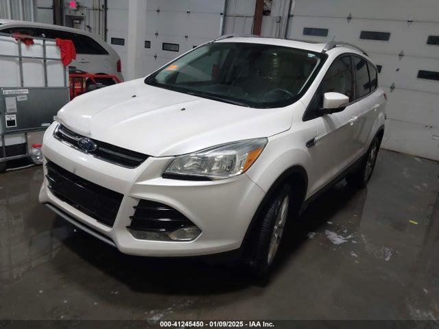 Ford Escape Titanium 2016 1FMCU9J98GUB23479 Image 2