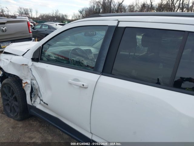 1C4NJDBB0GD737551 Jeep Compass Sport Se