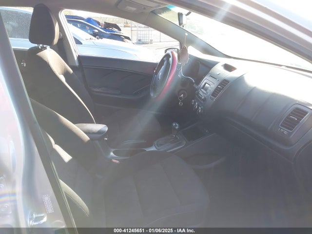 KIA FORTE LX 2016 KNAFK4A66G5601115 Image 5