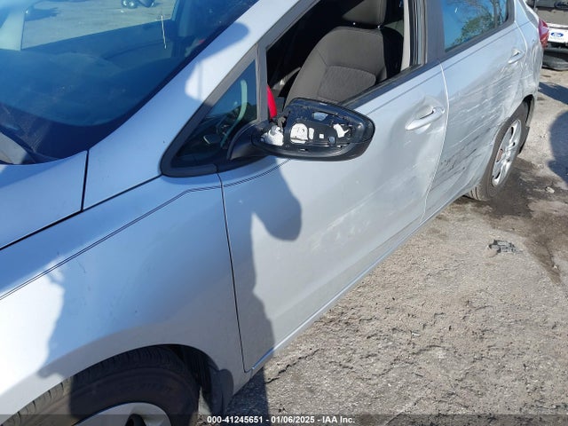 KIA FORTE LX 2016 KNAFK4A66G5601115 Image 6