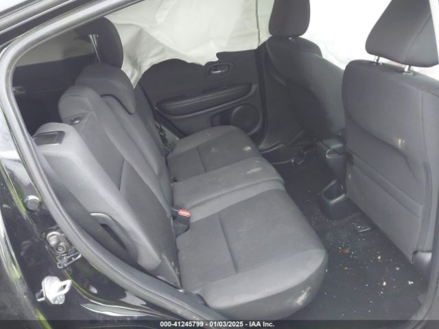 3CZRU6H36NM700682 Honda Hr-v Awd Lx
