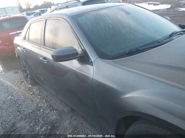 Chrysler 300 300s 2018 2C3CCABG6JH227294 Image 13